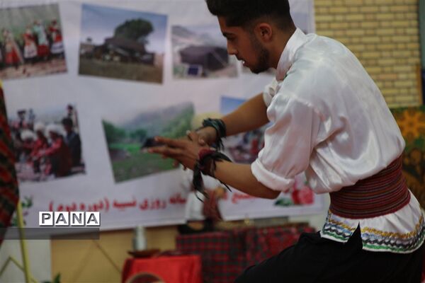 جشنواره بازی‌های بومی محلی شهرستان‌های مانه و سملقان