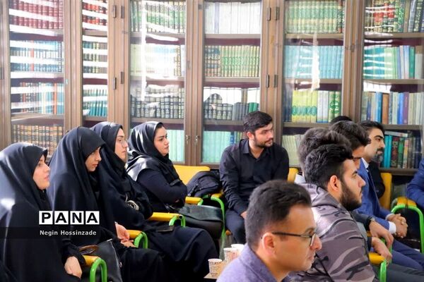 دیداردانشجویان دانشگاه‌های شهرستان اسلامشهر با امام جمعه