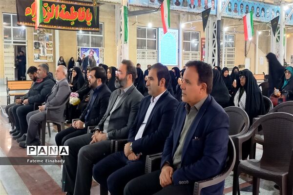 گلباران مزار شهدا به‌مناسبت گرامیداشت هفته مدارس و مراکز غیر دولتی  در شهرستان ملارد