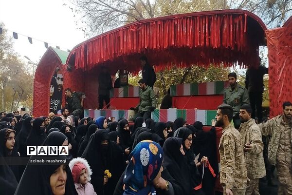 همقدم با کاروان اهالی بهشت