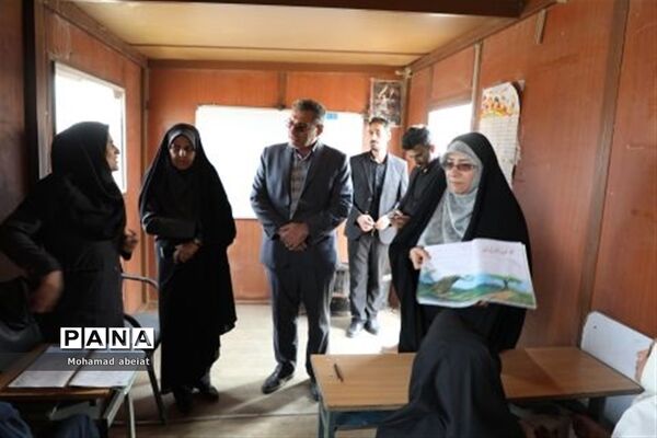 بازدید معاون آموزش ابتدایی وزارت آموزش و پرورش از مدارس عشایری خوزستان