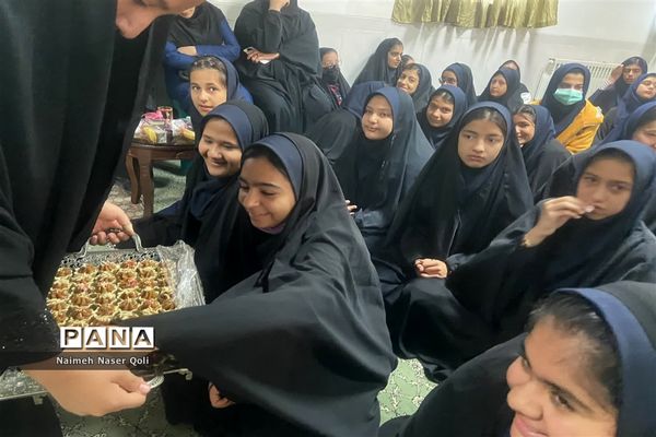 صبحگاه رضوی در آموزشگاه شاهد فردوس