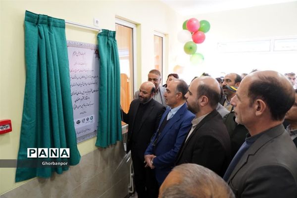 آیین بهره‌برداری از مدارس در روستاهای محروم شهرستان فریدونشهر
