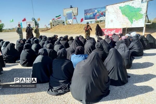 اعزام دانش‌آموزان دختر به اردوی راهیان نور