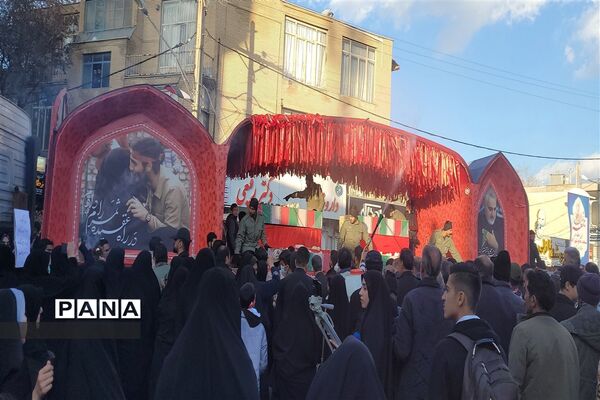 مراسم تشییع باشکوه پیکر شهدای گمنام  در گلپایگان