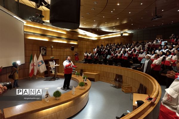 حضور اعضای جوانان فعال جمعیت هلال‌احمر استان خراسان شمالی  درکرمان