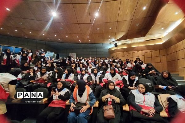 حضور اعضای جوانان فعال جمعیت هلال‌احمر استان خراسان شمالی  درکرمان