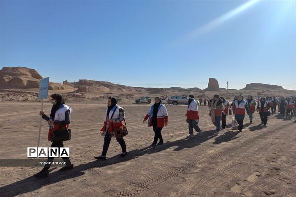 حضور اعضای جوانان فعال جمعیت هلال‌احمر استان خراسان شمالی  درکرمان