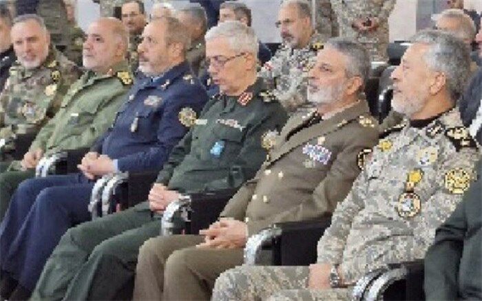 نمایشگاه جامع تربیت و آموزش ارتش افتتاح شد