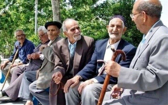 راهکار مواجهه با ناکارآمدی صندوق‌ها افزایش سن بازنشستگی نیست