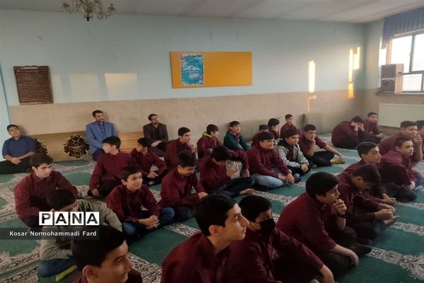 برگزاری زنگ گفت‌وگو در واحدهای آموزشی اسلامشهر