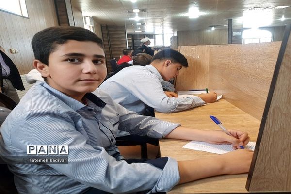 برگزاری مسابقات قرآن و عترت  در مدارس متوسطه آباده