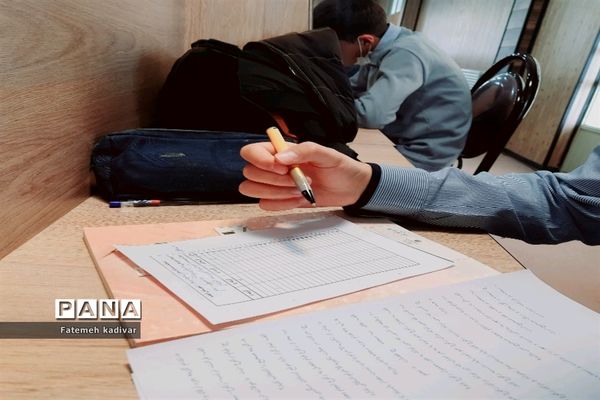 برگزاری مسابقات قرآن و عترت  در مدارس متوسطه آباده