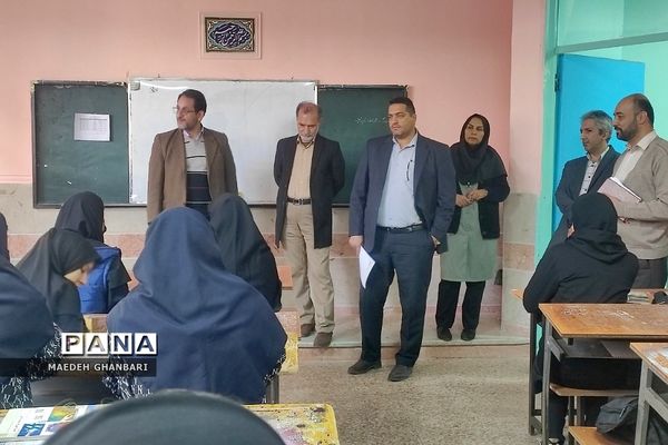 بازدید از هنرستان کار و دانش پروین اعتصامی شهرستان پردیس در جهت رفع مشکلات  بنای مدرسه