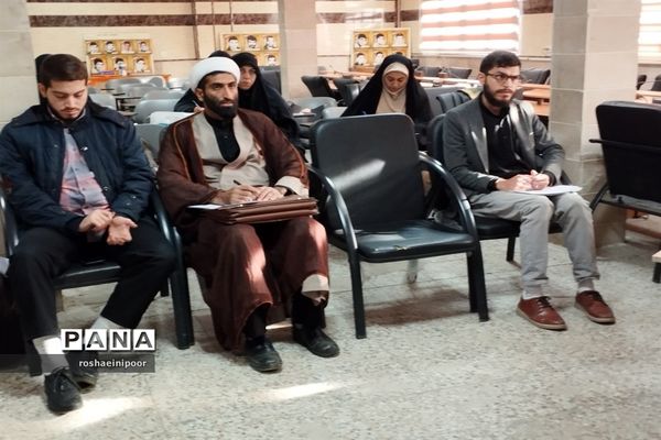 برگزاری  کارگاه توانمندسازی دبیران درس تفکر و سبک زندگی در شهرستان فیروزکوه