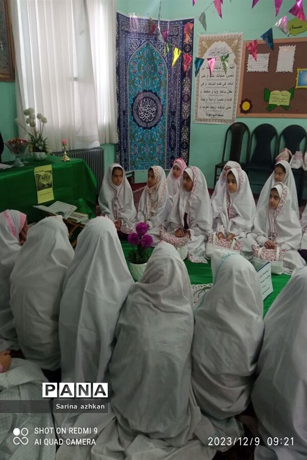 مراسم ختم  صلوات  در مدرسه شاهد معصومه محمودی بیرجند
