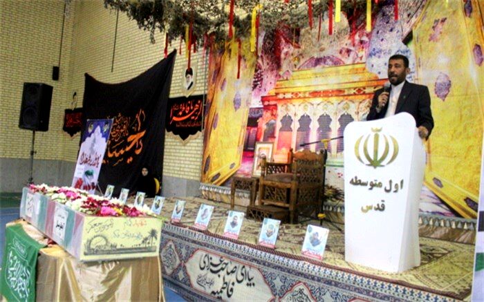 میزبانی ۳۰۰ مدرسه استان بوشهر از شهدای گمنام