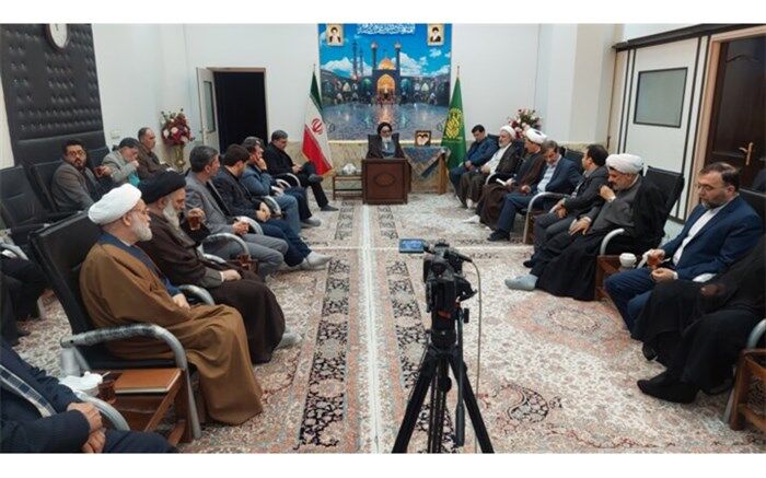 ضرورت آشنایی دانش‌آموزان با تاثیرات نماز جماعت‌