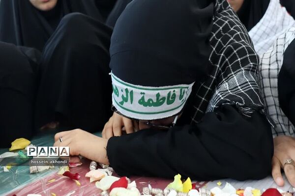 تشییع شهید زهرایی تبار در مدارس شهرستان میبد
