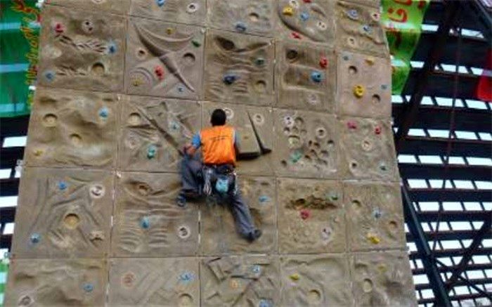 صید نقره سنگ‌نوردی آسیا توسط نوجوان‌ ایرانی