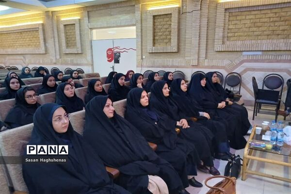 مراسم تقدیر ازدانشجویان دانشگاه فرهنگیان اسلامشهر