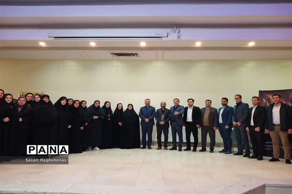 مراسم تقدیر ازدانشجویان دانشگاه فرهنگیان اسلامشهر