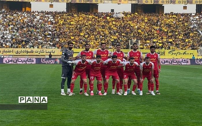 هوادار خردسال کم‌توان میهمان ویژه پرسپولیسی‌ها