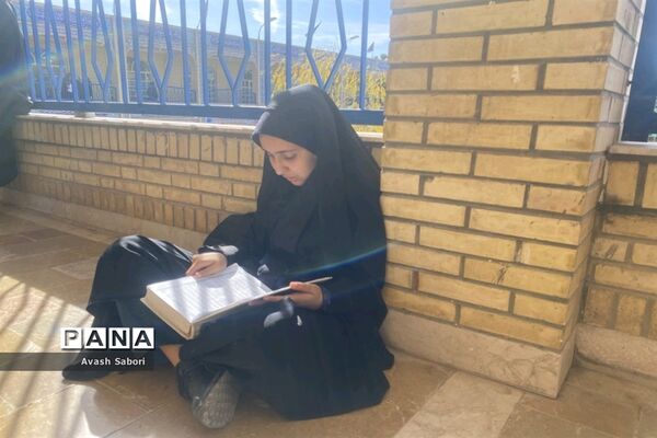 برگزاری مسابقات نماز، قرآن و عترت مقطع متوسطه دختران آباده