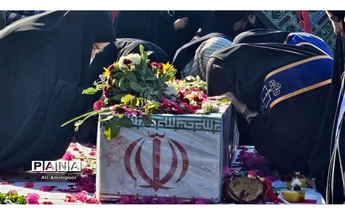 عهد دانش‌آموزان طبسی با شهیدان گمنام