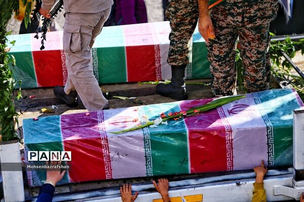 تشییع شهدای گمنام دفاع مقدس در دانسفهان