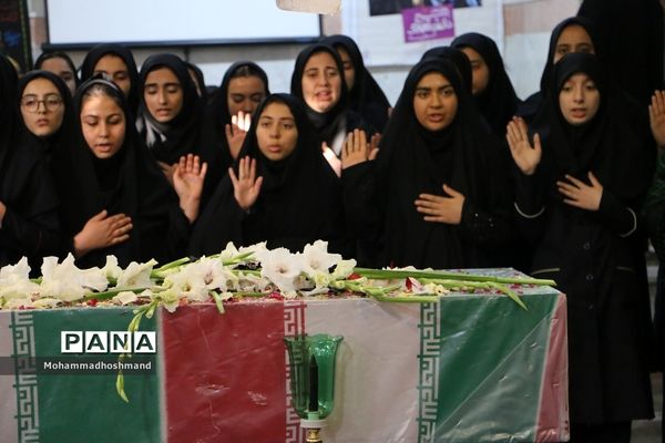 تشییع پیکر شهدای گمنام در مدارس آموزش و پرورش ناحیه 2قزوین