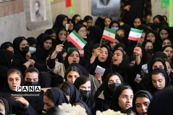 تشییع پیکر شهدای گمنام در مدارس آموزش و پرورش ناحیه 2قزوین