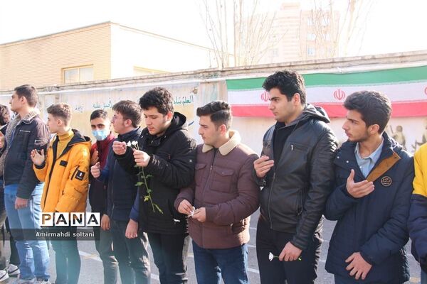 تشیع مهمان فاطمی در مدرسه شاهد تبریز