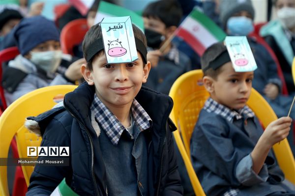 آغاز توزیع شیر در مدارس شهر تهران