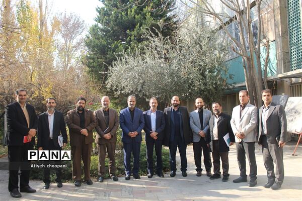 نشست تخصصی معاونان پرورشی و تربیت‌بدنی مناطق ۱۹ گانه شهر تهران