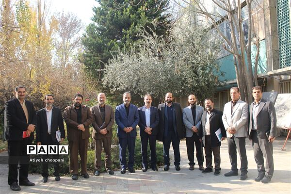 نشست تخصصی معاونان پرورشی و تربیت‌بدنی مناطق ۱۹ گانه شهر تهران