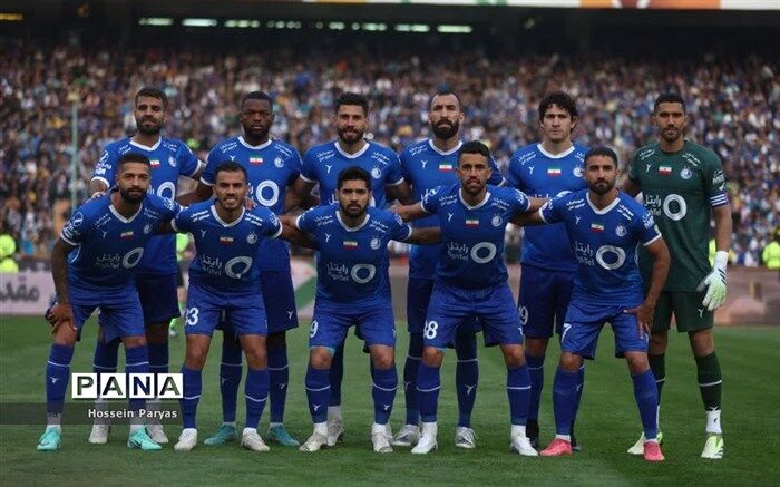 بازی استقلال مقابل فولاد تحت الشعاع دربی بود