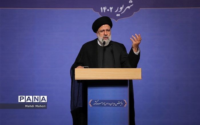 تحول اقتصادی به عنوان یک ضرورت غیرقابل انکار، انتظار مردم و مسئولیت دولتمردان است