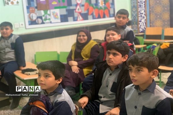 اجرای طرح مدام درمدرسه معلم شهرآشخانه