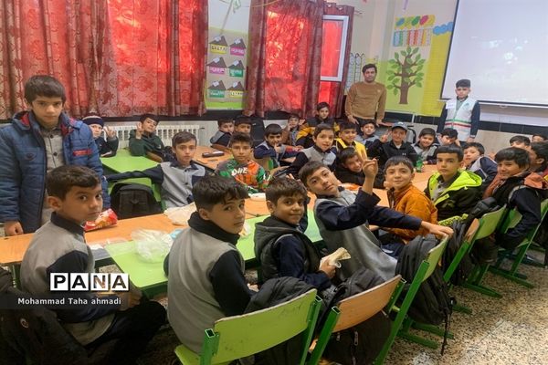 اجرای طرح مدام درمدرسه معلم شهرآشخانه