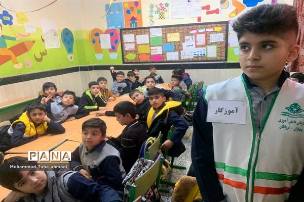 اجرای طرح مدام درمدرسه معلم شهرآشخانه