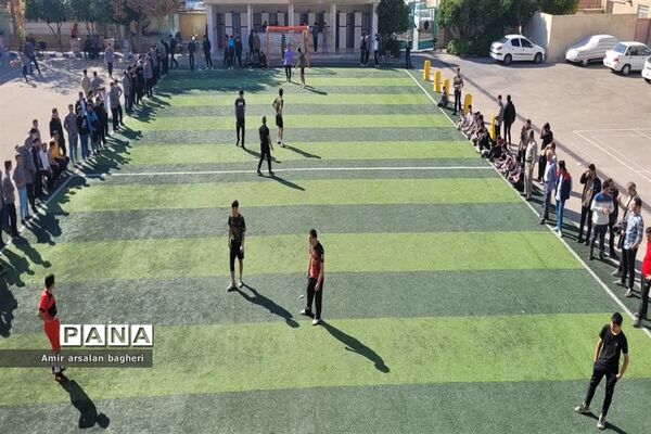 برگزاری المپیاد ورزشی درون مدرسه‌ای در دبیرستان نمازی