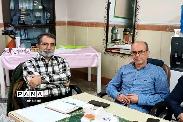 جلسه عمومی مدیران مدارس متوسطه دوم نظری منطقه۱۸
