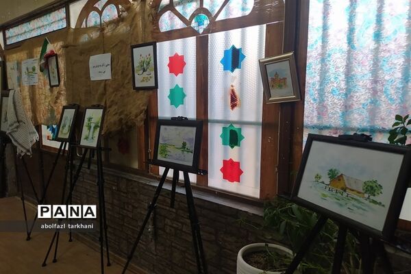 افتتاحیه نمایشگاه نقاشی دانش‌آموز پیشتاز ابوالفضل ترخانی از دبستان کوشا شهرستان بجنورد