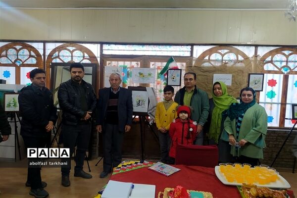 افتتاحیه نمایشگاه نقاشی دانش‌آموز پیشتاز ابوالفضل ترخانی از دبستان کوشا شهرستان بجنورد