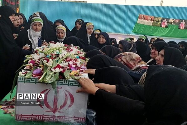 وداع با شهید گمنام در دبیرستان امام حسن عسکری2 ناحیه 3 شیراز