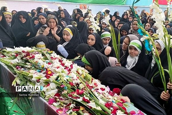 وداع با شهید گمنام در دبیرستان امام حسن عسکری2 ناحیه 3 شیراز