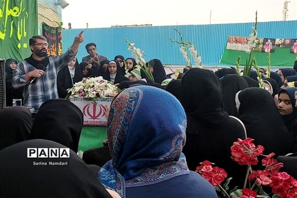 وداع با شهید گمنام در دبیرستان امام حسن عسکری2 ناحیه 3 شیراز