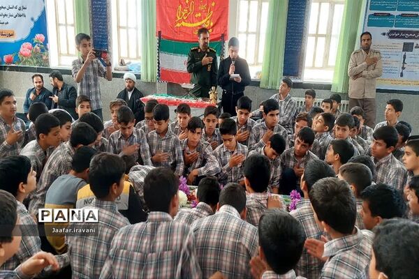 مراسم استقبال از شهید گمنام در شهرستان مروست