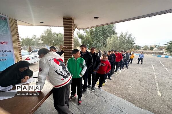 حضوردانش‌آموزان اندیمشک در اردوهای راهیان پیشرفت